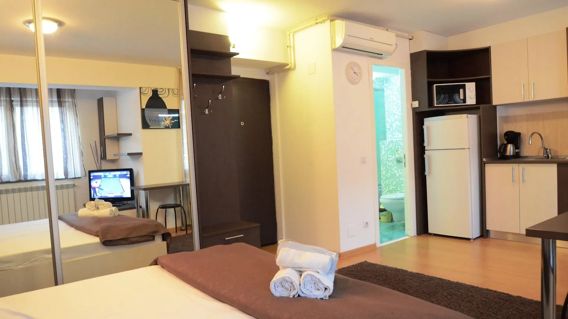 Апарт-отель Decebal Residence Apartments Бухарест