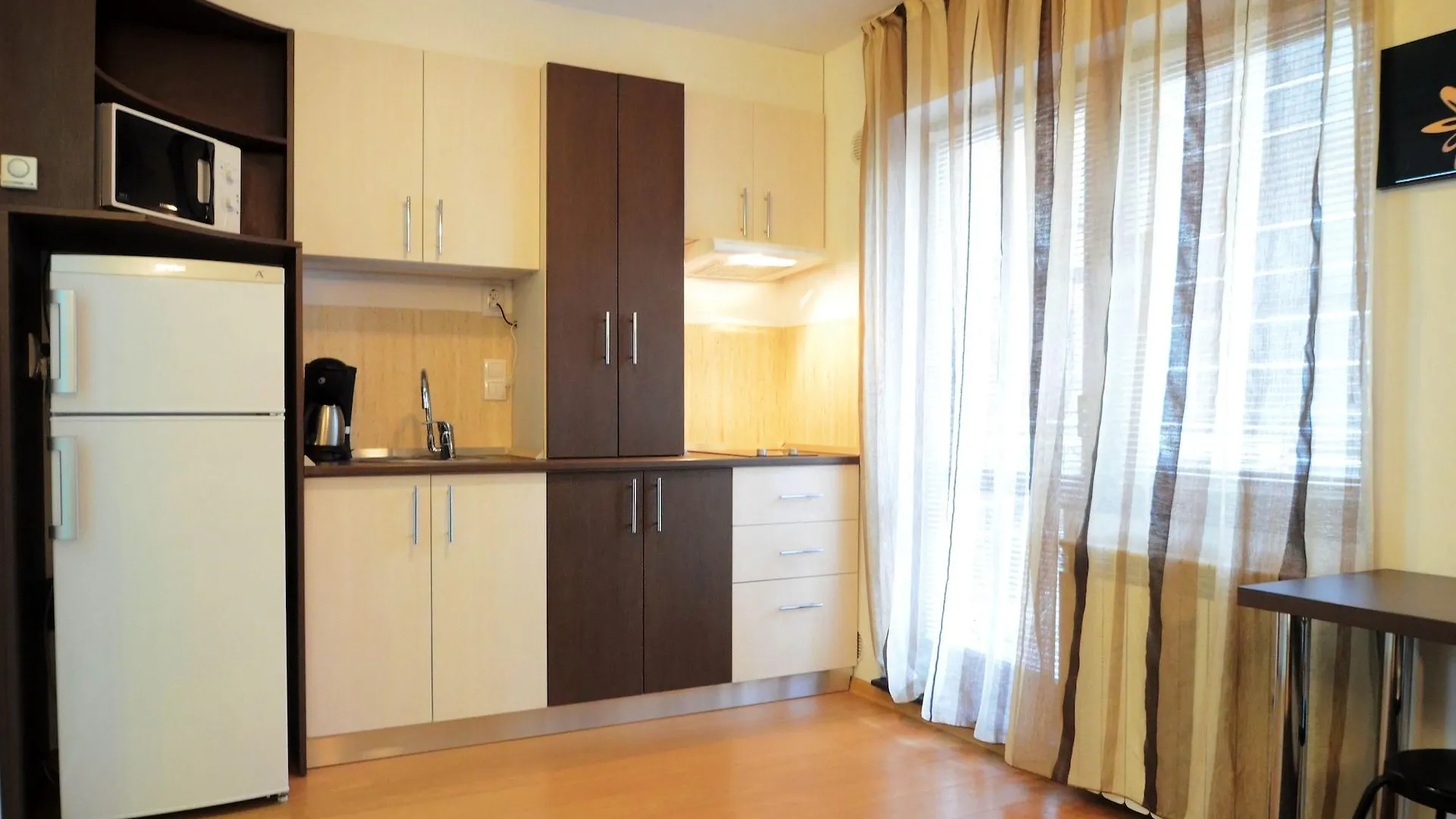 Decebal Residence Apartments Бухарест Румыния